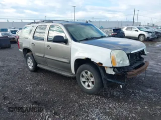2007 GMC Yukon SLT z VIN 1GKFK130X7R120615, wystawiony jako IAAI lot #41212883 z przebiegiem 190 111 mil mil oraz . Historia ofert i sprzedaży dostępna na DreamBid. Obrazek 1.