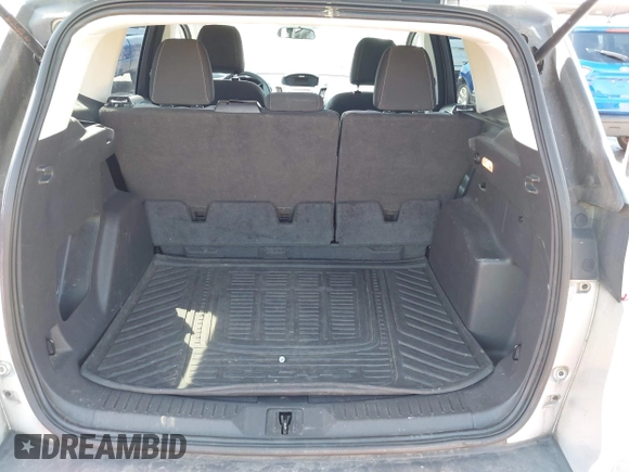 2016 Ford Escape SE with VIN 1FMCU9G98GUA10333, listed as a IAAI auction lot 42021490 with 128,973 mi miles. Bid and sale history available at carsss.com. Image 18.