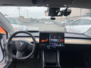 2020 Tesla Model 3 Long Range z VIN 5YJ3E1EB5LF801057, wystawiony jako IAAI lot #42545103 z przebiegiem 22 140 mil mil oraz . Historia ofert i sprzedaży dostępna na DreamBid. Obrazek 1.