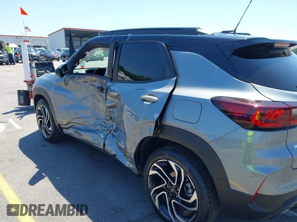 2025 Chevrolet TrailBlazer RS with VIN KL79MTSLXSB008647, listed as a IAAI auction lot 42121512 with 6,168 mi miles and . Bid and sale history available at DreamBid. Image 17.