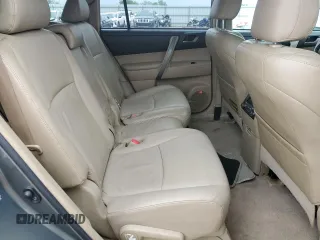 2009 Toyota Highlander Sport z VIN JTEES43A792137929, wystawiony jako Copart lot #57328775 z przebiegiem 205 297 mil mil oraz Czysty tytuł • Clean title. Historia ofert i sprzedaży dostępna na DreamBid. Obrazek 11.