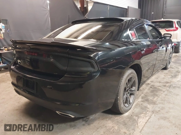 2020 Dodge Charger SXT z VIN 2C3CDXBG2LH117653, wystawiony jako IAAI lot #41753759 z przebiegiem 87 690 mil mil oraz . Historia ofert i sprzedaży dostępna na DreamBid. Obrazek 4.
