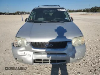 2004 Ford Escape Limited with VIN 1FMCU041X4KA45604, listed as a Copart auction lot 80974334 with 88,687 mi miles and Salvage title. Bid and sale history available at DreamBid. Image 5.