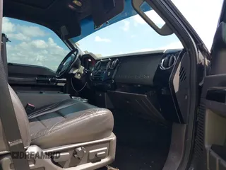 2010 Ford F-250 XL z VIN 1FTSW2BR0AEA68608, wystawiony jako IAAI lot #42115694 z przebiegiem 182 767 mil mil oraz . Historia ofert i sprzedaży dostępna na DreamBid. Obrazek 5.