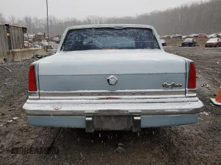 1989 Chrysler New Yorker z VIN 1C3BC4632KD549983, wystawiony jako Copart lot #44415435 z przebiegiem 44 683 mil mil oraz Szkody całkowita. Historia ofert i sprzedaży dostępna na DreamBid. Obrazek 6.