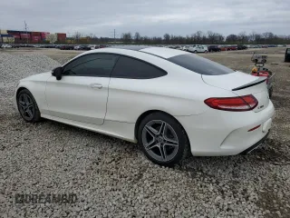 2019 Mercedes-Benz C 300 with VIN WDDWJ8EB6KF843271, listed as a Copart auction lot 52923985 with 139,948 mi miles and Clean Title. Bid and sale history available at DreamBid. Image 2.