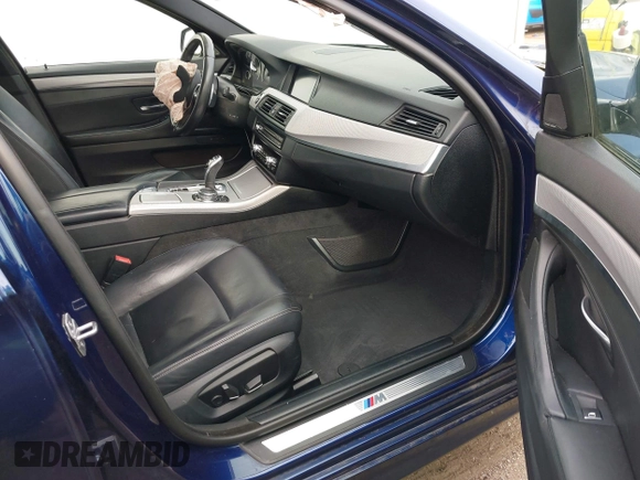 2016 BMW 5 Series 528i with VIN WBA5A5C52GG349893, listed as a IAAI auction lot 41973697 with 101,171 mi miles and . Bid and sale history available at DreamBid. Image 5.