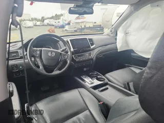 2018 Honda Pilot Touring z VIN 5FNYF6H93JB500695, wystawiony jako Copart lot #83302284 z przebiegiem 12 086 mil mil oraz Szkoda całkowita • Salvage title. Historia ofert i sprzedaży dostępna na DreamBid. Obrazek 8.