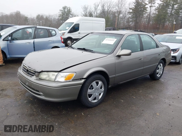 2001 Toyota Camry CE with VIN 4T1BG22K81U099347, listed as a IAAI auction lot 41920932 with 185,186 mi miles and . Bid and sale history available at DreamBid. Image 2.