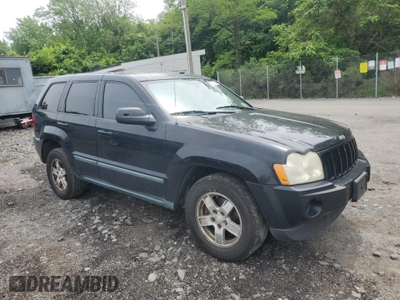 2007 Jeep Grand Cherokee Laredo z VIN 1J8GR48K47C681735, wystawiony jako Copart lot #59006435 z przebiegiem 195 517 mil mil oraz Nie do naprawy • Non repairable. Historia ofert i sprzedaży dostępna na DreamBid. Obrazek 4.