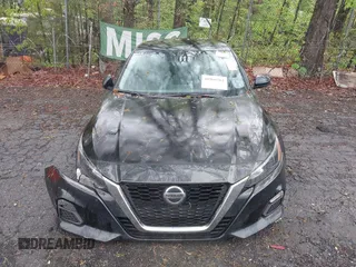 2022 Nissan Altima 2.5 S with VIN 1N4BL4BV6NN370949, listed as a IAAI auction lot 41960281 with 126,470 mi miles. Bid and sale history available at carsss.com. Image 11.