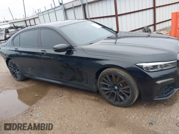 2021 BMW 7 Series 740i z VIN WBA7T2C06MCE57381, wystawiony jako IAAI lot #41620500 z przebiegiem 58 326 mil mil oraz . Historia ofert i sprzedaży dostępna na DreamBid. Obrazek 13.
