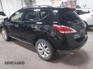 2014 Nissan Murano S z VIN JN8AZ1MW1EW512731, wystawiony jako IAAI lot #42013899 z przebiegiem 76 815 mil mil oraz . Historia ofert i sprzedaży dostępna na DreamBid. Obrazek 3.