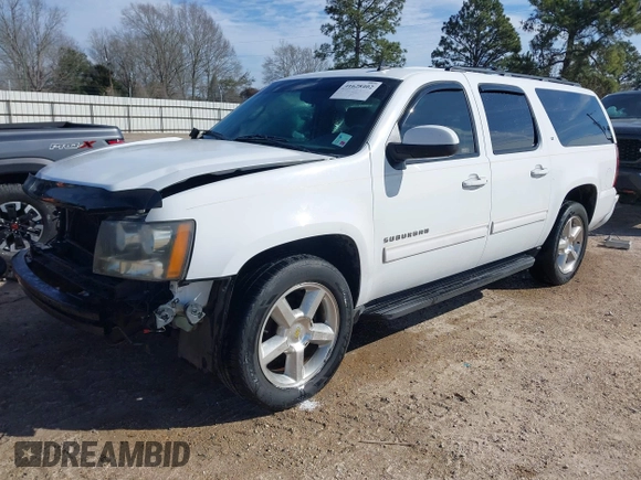2011 Chevrolet Suburban LT with VIN 1GNSCJE00BR218380, listed as a IAAI auction lot 41628402 with 133,394 mi miles. Bid and sale history available at carsss.com. Image 2.