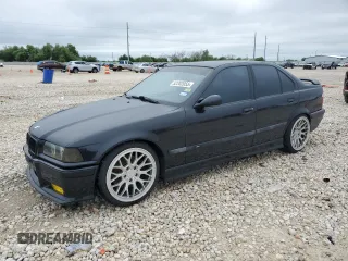 1998 BMW M3 z VIN WBSCD9320WEE09027, wystawiony jako Copart lot #52202055 z przebiegiem 244 452 mil mil oraz Tytuł czysty. Historia ofert i sprzedaży dostępna na DreamBid. Obrazek 1.