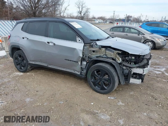 2021 Jeep Compass Latitude with VIN 3C4NJCBB2MT526500, listed as a IAAI auction lot 41642304 with 51,315 mi miles and . Bid and sale history available at carsss.com. Image 1.