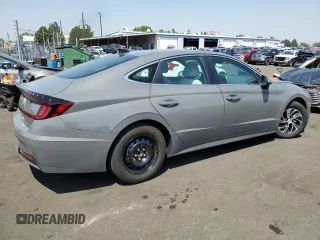 2022 Hyundai Sonata Hybrid Blue with VIN KMHL24JJ5NA048421, listed as a Copart auction lot 81915304 with 23,813 mi miles and Clean Title. Bid and sale history available at carsss.com. Image 3.
