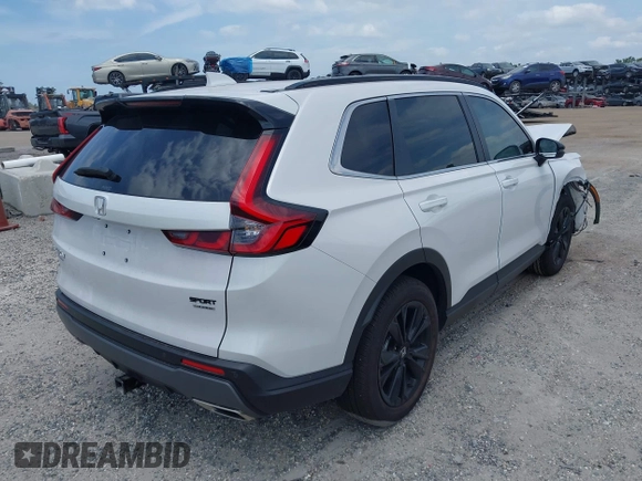 2025 Honda CR-V Sport Touring with VIN 5J6RS6H99SL012005, listed as a IAAI auction lot 42101669 with 7,945 mi miles and . Bid and sale history available at DreamBid. Image 4.