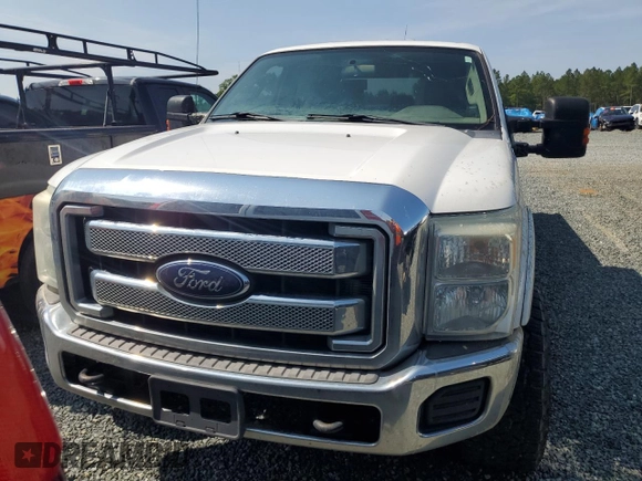 2015 Ford F-350 Platinum z VIN 1FT8W3BT2FEA57290, wystawiony jako Copart lot #59481665 z przebiegiem 353 066 mil mil oraz Szkoda całkowita • Salvage title. Historia ofert i sprzedaży dostępna na DreamBid. Obrazek 5.