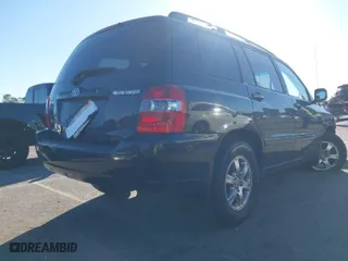 2005 Toyota Highlander with VIN JTEGP21A250083043, listed as a IAAI auction lot 41635028 with 125,277 mi miles. Bid and sale history available at carsss.com. Image 4.