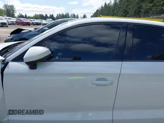 2015 Audi A3 Premium z VIN WAUACGFF5F1060291, wystawiony jako IAAI lot #42149042 z przebiegiem 74 309 mil mil oraz . Historia ofert i sprzedaży dostępna na DreamBid. Obrazek 14.