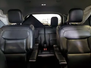 2021 Ford Explorer Limited with VIN 1FMSK8FHXMGB36465, listed as a Copart auction lot 49382435 with 111,915 mi miles and Non Repairable. Bid and sale history available at carsss.com. Image 10.