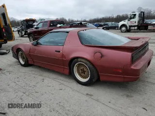 1989 Pontiac Firebird z VIN 1G2FW2181KL244335, wystawiony jako Copart lot #51469365 z przebiegiem 150 615 mil mil oraz Czysty tytuł • Clean title. Historia ofert i sprzedaży dostępna na DreamBid. Obrazek 2.