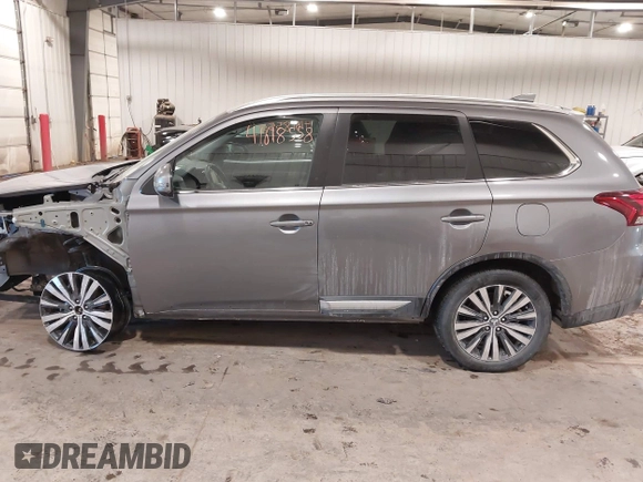2020 Mitsubishi Outlander ES with VIN JA4AZ3A31LJ001073, listed as a IAAI auction lot 41618558 with 18,522 mi miles and . Bid and sale history available at DreamBid. Image 15.