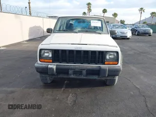 2000 Jeep Cherokee SE с VIN 1J4FT28S2YL105971, выставлен на аукционе IAAI как лот 42014977 с пробегом 216 823 миль миль и . История ставок и продаж доступна на DreamBid. Изображение 6.