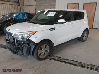 2016 Kia Soul with VIN KNDJN2A29G7357003, listed as a IAAI auction lot 41757144 with 220,374 mi miles. Bid and sale history available at carsss.com. Image 2.