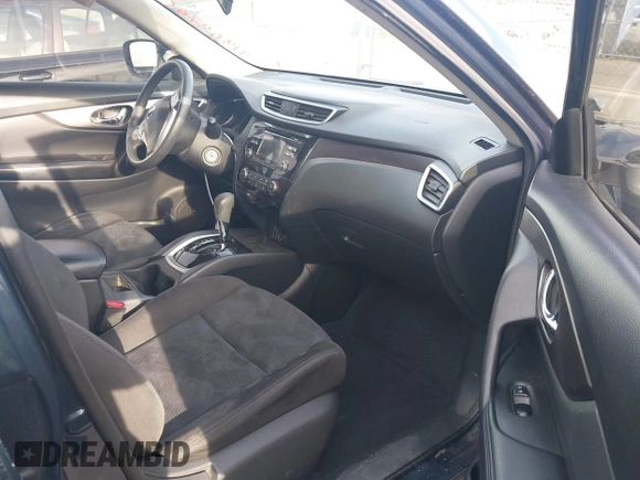 2015 Nissan Rogue SV with VIN KNMAT2MT8FP579542, listed as a IAAI auction lot 41909706 with 92,915 mi miles and . Bid and sale history available at carsss.com. Image 5.