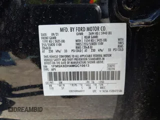 2021 Ford Explorer XLT with VIN 1FMSK8DH4MGC10613, listed as a IAAI auction lot 41932950 with 1,111 mi miles. Bid and sale history available at carsss.com. Image 9.