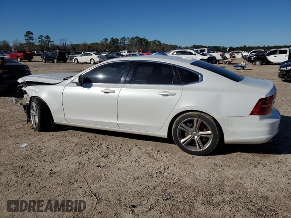2017 Volvo S90 Momentum z VIN YV1102AK1H1006969, wystawiony jako Copart lot #41661235 z przebiegiem 131 560 mil mil oraz Szkody całkowita. Historia ofert i sprzedaży dostępna na DreamBid. Obrazek 2.