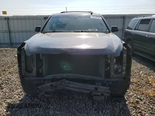 2018 GMC Yukon Denali with VIN 1GKS2CKJXJR217857, listed as a Copart auction lot 62943934 with 122,015 mi miles and Salvage Title. Bid and sale history available at carsss.com. Image 5.