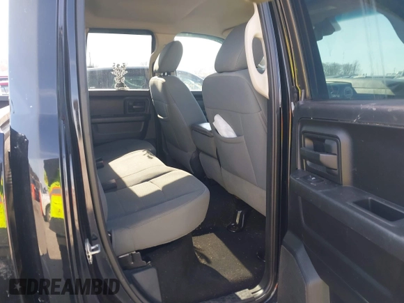 2013 Ram 1500 ST z VIN 1C6RR7FP8DS611213, wystawiony jako IAAI lot #41384202 z przebiegiem 155 734 mil mil oraz . Historia ofert i sprzedaży dostępna na DreamBid. Obrazek 8.