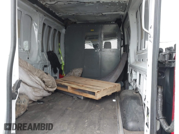 2017 Ford Transit с VIN 1FTYR2CG1HKB01948, выставлен на аукционе IAAI как лот 42005762 с пробегом Не указан миль и . История ставок и продаж доступна на DreamBid. Изображение 8.
