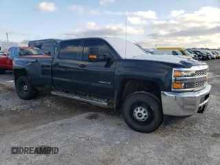 2019 Chevrolet Silverado 3500HD Work Truck z VIN 1GC4KVCY7KF140654, wystawiony jako Copart lot #41567975 z przebiegiem 126 180 mil mil oraz Szkoda całkowita • Salvage title. Historia ofert i sprzedaży dostępna na DreamBid. Obrazek 4.