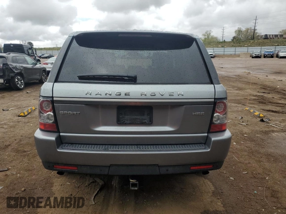 2013 Land Rover Range Rover Sport HSE z VIN SALSF2D4XDA805321, wystawiony jako Copart lot #55286945 z przebiegiem 163 568 mil mil oraz Szkody całkowita. Historia ofert i sprzedaży dostępna na DreamBid. Obrazek 6.