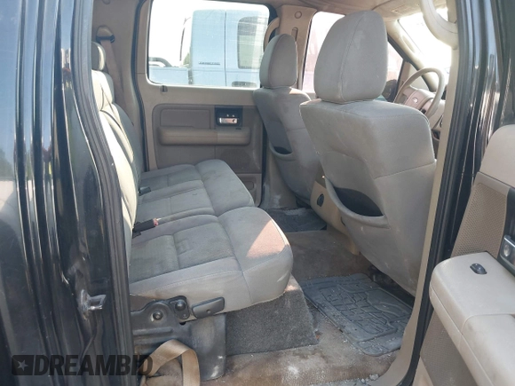2006 Ford F-150 XLT with VIN 1FTRW12W96FB51809, listed as a IAAI auction lot 42048037 with 360,680 mi miles. Bid and sale history available at carsss.com. Image 8.