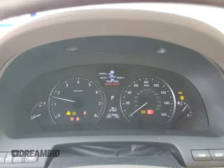 2014 Lexus LS 460 z VIN JTHBL5EF0E5131013, wystawiony jako Copart lot #56685775 z przebiegiem 217 666 mil mil oraz Szkoda całkowita • Salvage title. Historia ofert i sprzedaży dostępna na DreamBid. Obrazek 9.