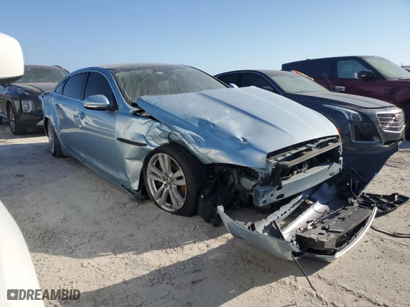 2013 Jaguar XJ with VIN SAJWA2GB0DLV40688, listed as a Copart auction lot 76038464 with 0 mi miles and Salvage Title. Bid and sale history available at carsss.com. Image 4.