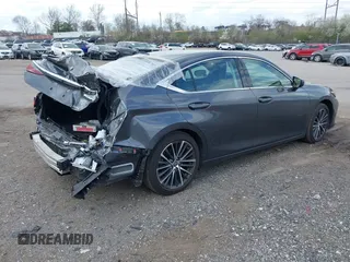 2022 Lexus ES 350 z VIN 58ADZ1B13NU132242, wystawiony jako IAAI lot #41925701 z przebiegiem 30 381 mil mil oraz . Historia ofert i sprzedaży dostępna na DreamBid. Obrazek 4.