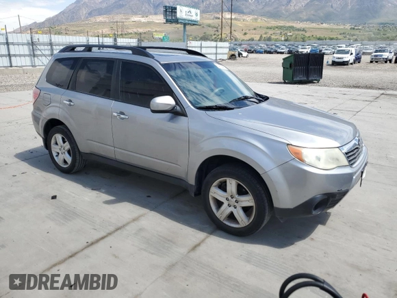 2010 Subaru Forester X Premium с VIN JF2SH6CC2AH761627, выставлен на аукционе Copart как лот 54552485 с пробегом 86 400 миль миль и Списание • Salvage title. История ставок и продаж доступна на DreamBid. Изображение 4.
