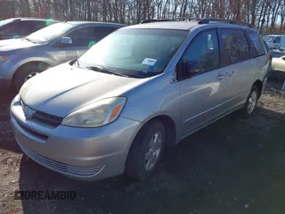 2005 Toyota Sienna CE with VIN 5TDZA23CX5S273294, listed as a IAAI auction lot 41906887 with 999,999 mi miles. Bid and sale history available at carsss.com. Image 2.