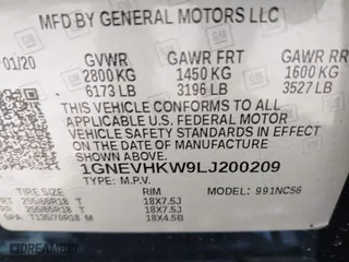 2020 Chevrolet Traverse LT Leather with VIN 1GNEVHKW9LJ200209, listed as a IAAI auction lot 41852864 with 84,079 mi miles. Bid and sale history available at carsss.com. Image 9.