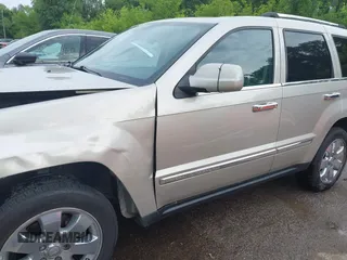 2010 Jeep Grand Cherokee Limited with VIN 1J4RR5GT2AC138675, listed as a IAAI auction lot 42471032 with 184,238 mi miles and . Bid and sale history available at DreamBid. Image 17.