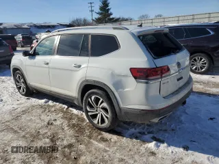 2022 Volkswagen Atlas SEL with VIN 1V2BR2CA2NC500888, listed as a Copart auction lot 42191415 with 63,868 mi miles and Clean title. Bid and sale history available at DreamBid. Image 2.