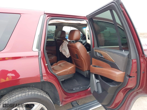 2016 Cadillac Escalade Premium Collection with VIN 1GYS4CKJ8GR182471, listed as a IAAI auction lot 41376578 with 122,630 mi miles. Bid and sale history available at carsss.com. Image 8.