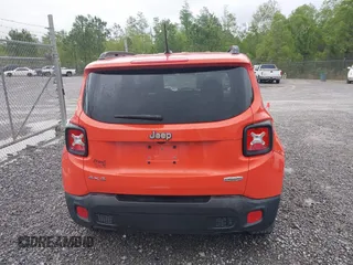2017 Jeep Renegade Latitude с VIN ZACCJBBB2HPG32122, выставлен на аукционе IAAI как лот 41973690 с пробегом 140 504 миль миль и . История ставок и продаж доступна на DreamBid. Изображение 16.