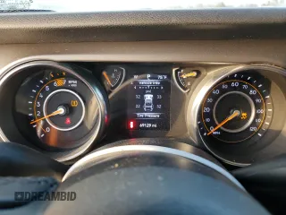 2020 Jeep Wrangler Unlimited Sport Altitude z VIN 1C4HJXDN5LW114561, wystawiony jako Copart lot #47169055 z przebiegiem 69 129 mil mil oraz Szkoda całkowita • Salvage title. Historia ofert i sprzedaży dostępna na DreamBid. Obrazek 9.